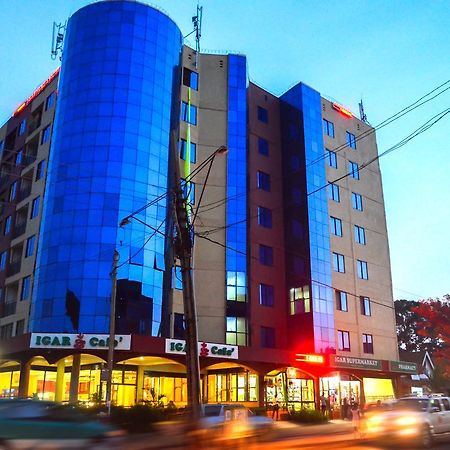 Igar Plaza Hotel Джинджа Екстериор снимка